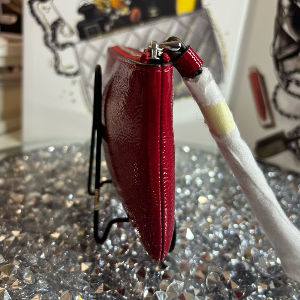 Coach Small Corner Zip Wristlet in red Patent Leather - Picture 5 of 11
